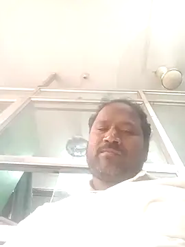 Snapshot of SSmadhu chatting on 10-11-25, 07:40 SSmadhu online show from 10-11-25, 07:40