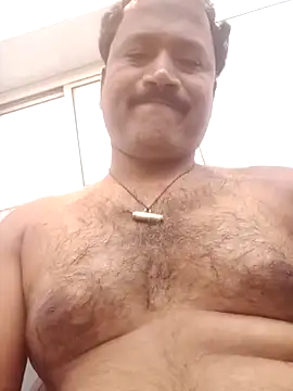 Snapshot of SSmadhu chatting on 10-12-25, 05:28 SSmadhu online show from 10-12-25, 05:28