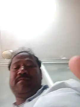 Snapshot of SSmadhu chatting on 10-16-25, 08:26 SSmadhu online show from 10-16-25, 08:26