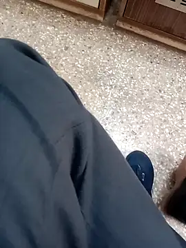 Snapshot of SSmadhu chatting on 10-18-25, 08:59 SSmadhu online show from 10-18-25, 08:59