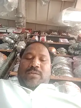 Snapshot of SSmadhu chatting on 10-22-25, 09:09 SSmadhu online show from 10-22-25, 09:09