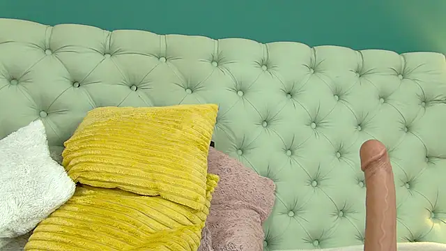 Foxxxy MILF online show from 03-02-25, 11:18