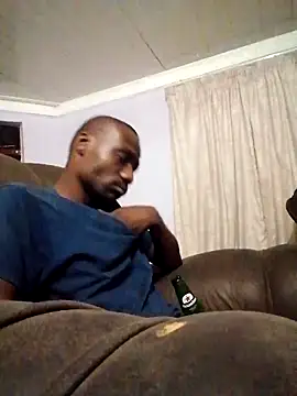 Snapshot of Izifebe chatting on 03-20-26, 09:19 Izifebe online show from 03-20-26, 09:19