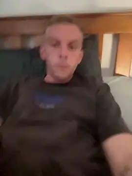 Snapshot of aus_guy93 chatting on 11-13-25, 01:26 aus guy93 online show from 11-13-25, 01:26