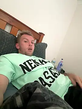 Snapshot of aus_guy93 chatting on 01-11-26, 09:25 aus guy93 online show from 01-11-26, 09:25