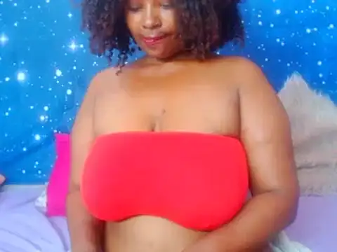 Snapshot of 2Sweetysmile chatting on 12-28-24, 02:32 2Sweetysmile online show from 12-28-24, 02:32