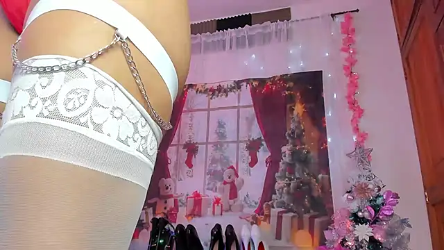 Alaia Love77 online show from 12-24-24, 02:32