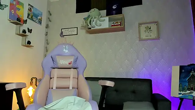 Alaia Love77 online show from 01-16-26, 10:03