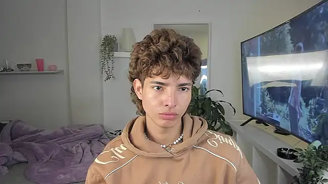 santy-kitty online show from 11-22-25, 04:00