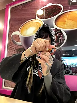 EemaHaruki online show from 10-20-25, 08:09