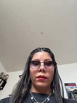 Snapshot of EemaHaruki chatting on 04-10-26, 06:12 EemaHaruki online show from 04-10-26, 06:12