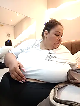 Alisson am online show from 11-26-25, 11:33