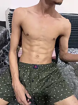 Snapshot of kingcock010 chatting on 12-17-24, 07:26 kingcock010 online show from 12-17-24, 07:26