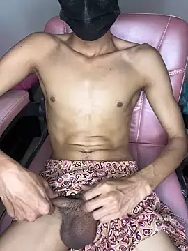 Snapshot of kingcock010 chatting on 02-04-25, 10:55 kingcock010 online show from 02-04-25, 10:55