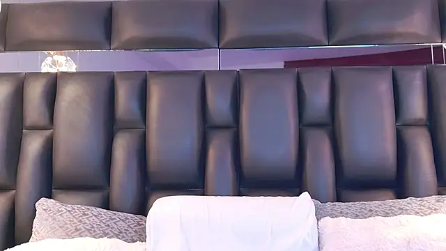 AlliciaKim online show from 02-18-25, 10:14