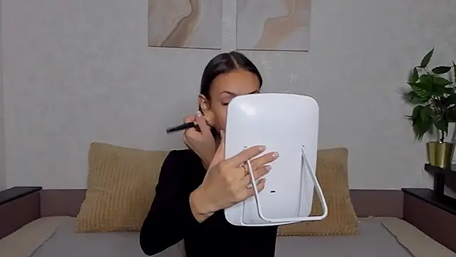 ChloeTeles  online show from 01-08-25, 04:23