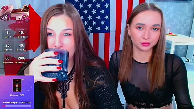 Snapshot of Your_Katy chatting on 12-22-25, 04:53 Your Katy online show from 12-22-25, 04:53