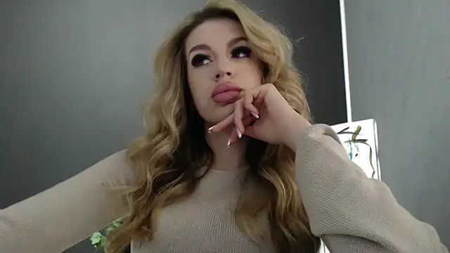 Snapshot of Your_Jessy chatting on 09-14-25, 12:15 Your Jessy online show from 09-14-25, 12:15
