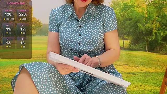 Snapshot of Ava_Gardner_ chatting on 03-21-25, 07:22 Ava Gardner online show from 03-21-25, 07:22