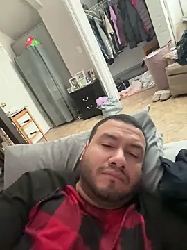 elamante03 online show from 12-30-24, 03:13