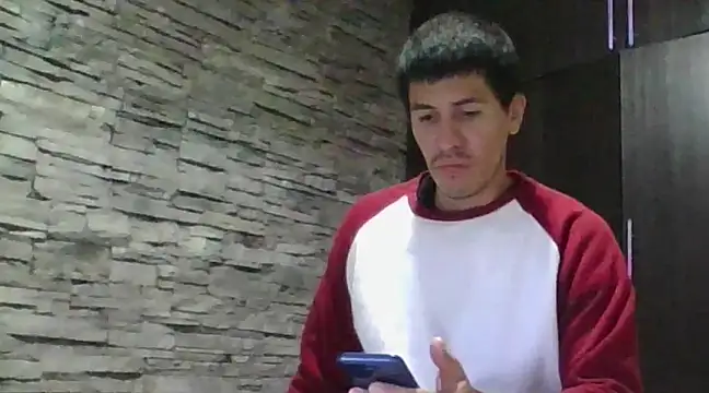 Snapshot of Sexylatin64 chatting on 02-09-25, 01:44 Sexylatin64 online show from 02-09-25, 01:44