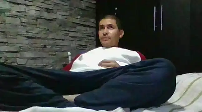 Snapshot of Sexylatin64 chatting on 03-15-25, 11:17 Sexylatin64 online show from 03-15-25, 11:17