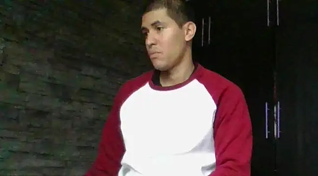 Snapshot of Sexylatin64 chatting on 03-17-25, 02:56 Sexylatin64 online show from 03-17-25, 02:56
