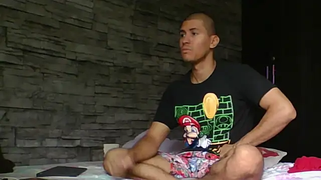 Snapshot of Sexylatin64 chatting on 02-15-26, 02:47 Sexylatin64 online show from 02-15-26, 02:47