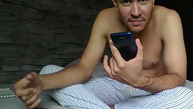 Sexylatin64 online show from 04-15-26, 03:52