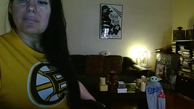 mandaloriangirls online show from 10-29-25, 03:47