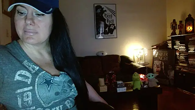 mandaloriangirls online show from 11-30-25, 06:34