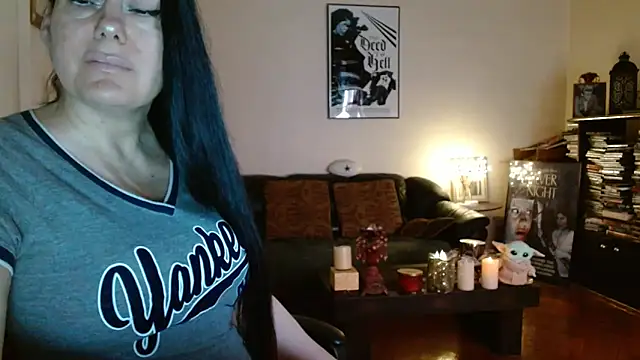 Snapshot of mandaloriangirls chatting on 02-14-26, 06:37 mandaloriangirls online show from 02-14-26, 06:37