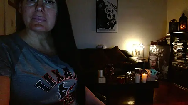 Snapshot of mandaloriangirls chatting on 02-19-26, 10:50 mandaloriangirls online show from 02-19-26, 10:50