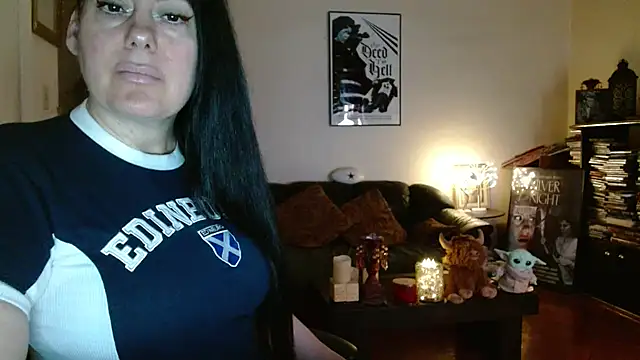 Snapshot of mandaloriangirls chatting on 02-26-26, 06:40 mandaloriangirls online show from 02-26-26, 06:40