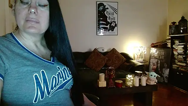 Snapshot of mandaloriangirls chatting on 03-10-26, 05:29 mandaloriangirls online show from 03-10-26, 05:29