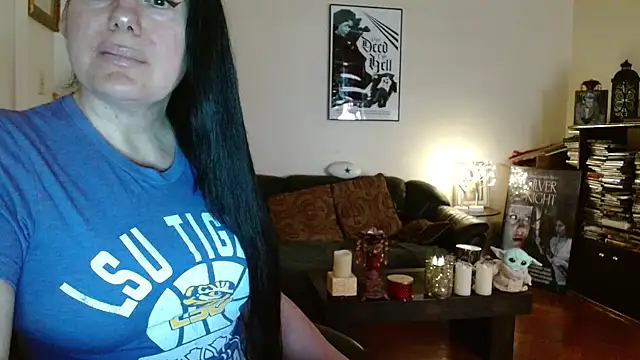 Snapshot of mandaloriangirls chatting on 03-18-26, 04:43 mandaloriangirls online show from 03-18-26, 04:43