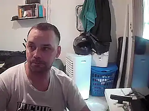 Snapshot of Lolosalvage83 chatting on 01-11-25, 05:51 Lolosalvage83 online show from 01-11-25, 05:51