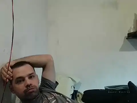 Snapshot of Lolosalvage83 chatting on 01-18-25, 08:30 Lolosalvage83 online show from 01-18-25, 08:30