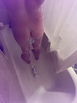 twentywithafelonyy online show from 12-16-24, 07:04