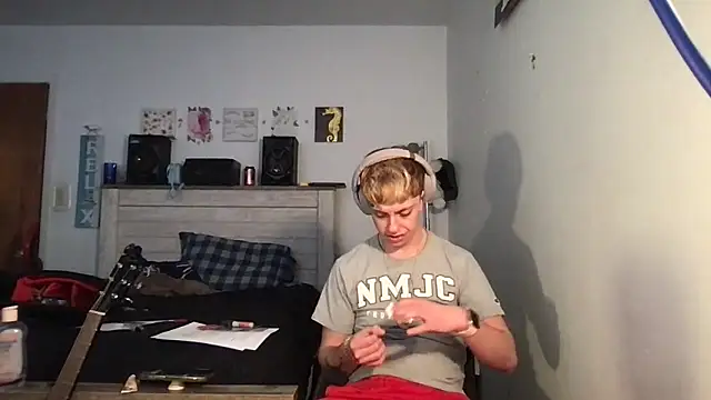 twentywithafelonyy online show from 02-17-25, 05:53