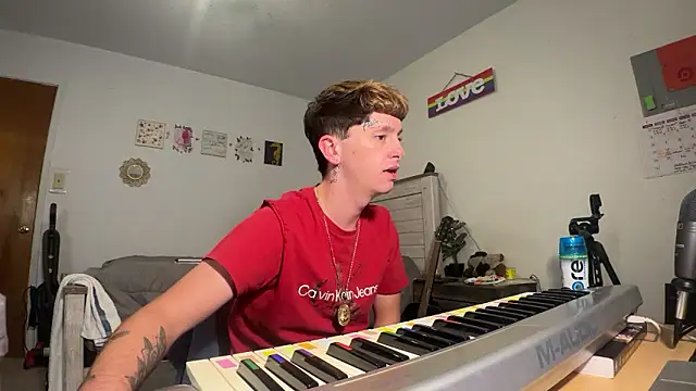 twentywithafelonyy online show from 09-29-25, 06:29