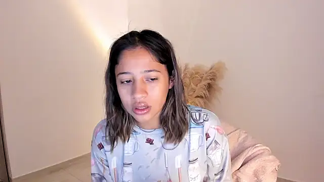 Snapshot of amelie_murphy_ chatting on 11-20-25, 01:22 amelie murphy online show from 11-20-25, 01:22