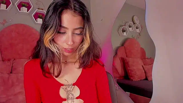 ParisFox  online show from 01-21-25, 11:13