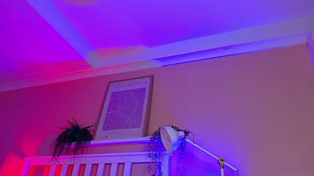 ParisFox  online show from 03-23-26, 08:13