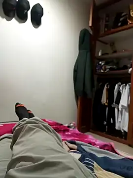 Snapshot of jpchili chatting on 03-19-26, 12:14 jpchili online show from 03-19-26, 12:14