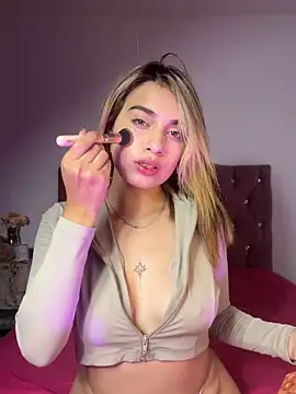 Snapshot of Hayley_A02 chatting on 11-14-25, 03:33 Hayley A02 online show from 11-14-25, 03:33