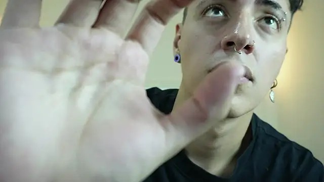 Lobo 17  online show from 01-10-25, 04:33