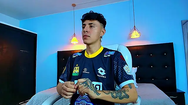 Lobo 17  online show from 02-08-25, 07:15