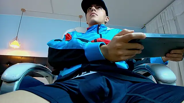 Lobo 17  online show from 03-14-25, 07:59