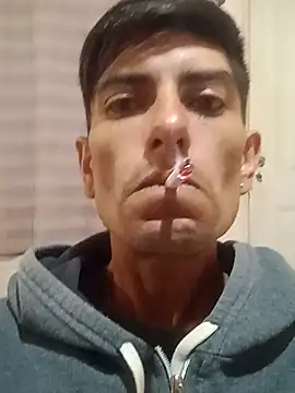 Snapshot of davicitos chatting on 03-16-25, 09:38 davicitos online show from 03-16-25, 09:38